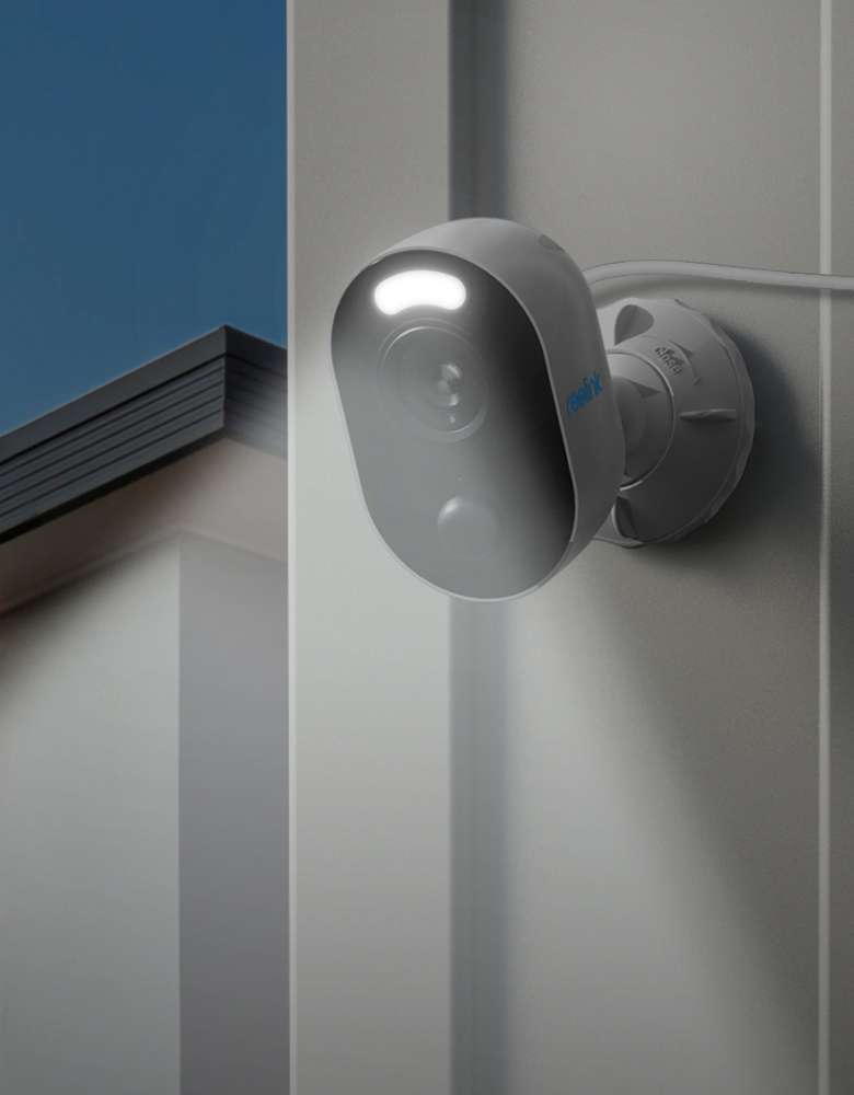 Reolink E430 fehér Wifi 4MP IP65 kültéri kamera - Image 3