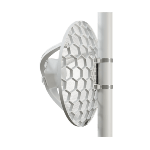 MikroTik LHG LTE18 kit, 17dBi, gigabites RJ45